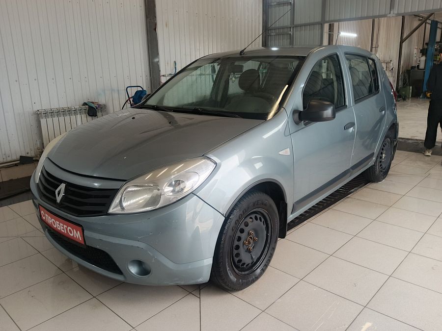 Renault Sandero 1.6 MT (103 л.с.), 2011 Renault Sandero 1.6 MT (103 л.с.), 2011