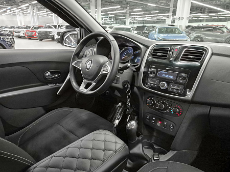 Renault Logan 1.6 MT (82 л.с.), 2019 Renault Logan 1.6 MT (82 л.с.), 2019 — купить в Нижнем Новгороде