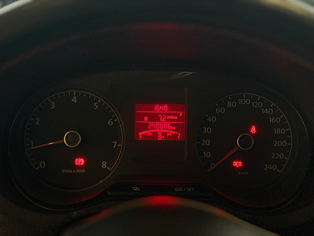 Volkswagen Polo 1.6 MT (105 л.с.), 2013 — купить в Нижнем Новгороде