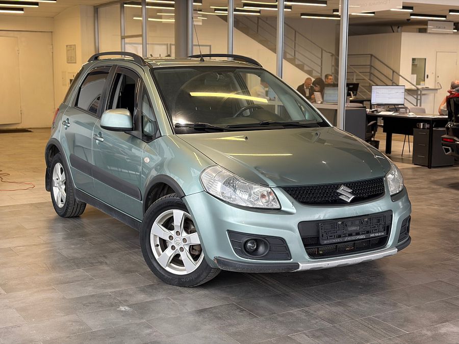 Suzuki SX4 1.6 MT (112 л.с.), 2013 Suzuki SX4 1.6 MT (112 л.с.), 2013