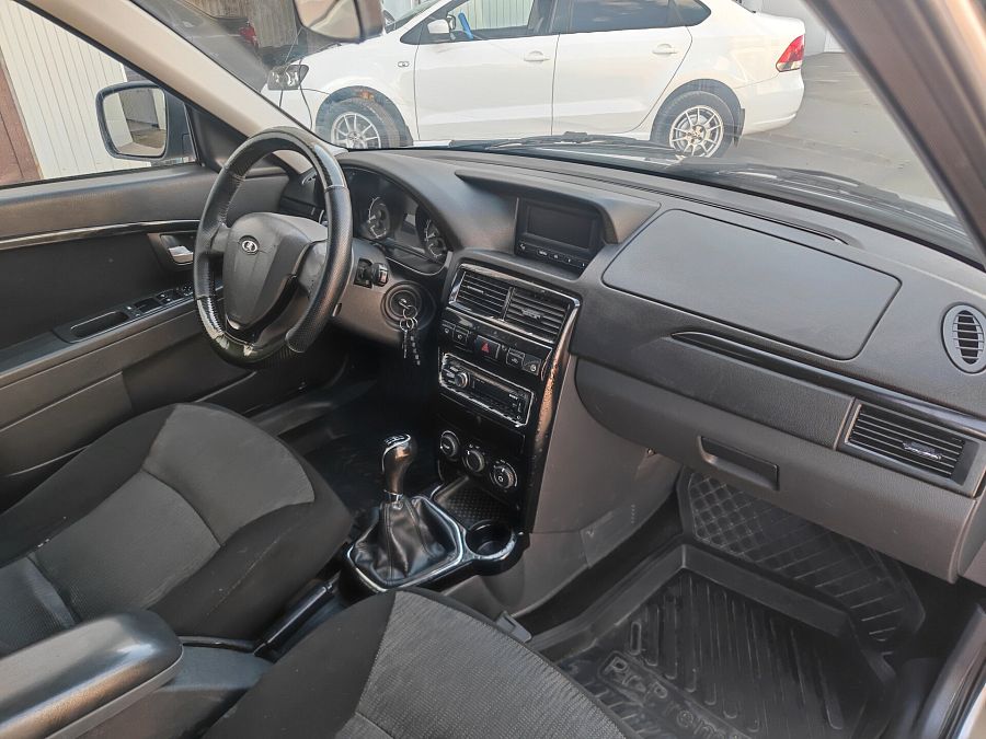Lada (Ваз) Priora 1.6 MT (106 л.с.), 2014 Lada (Ваз) Priora 1.6 MT (106 л.с.), 2014
