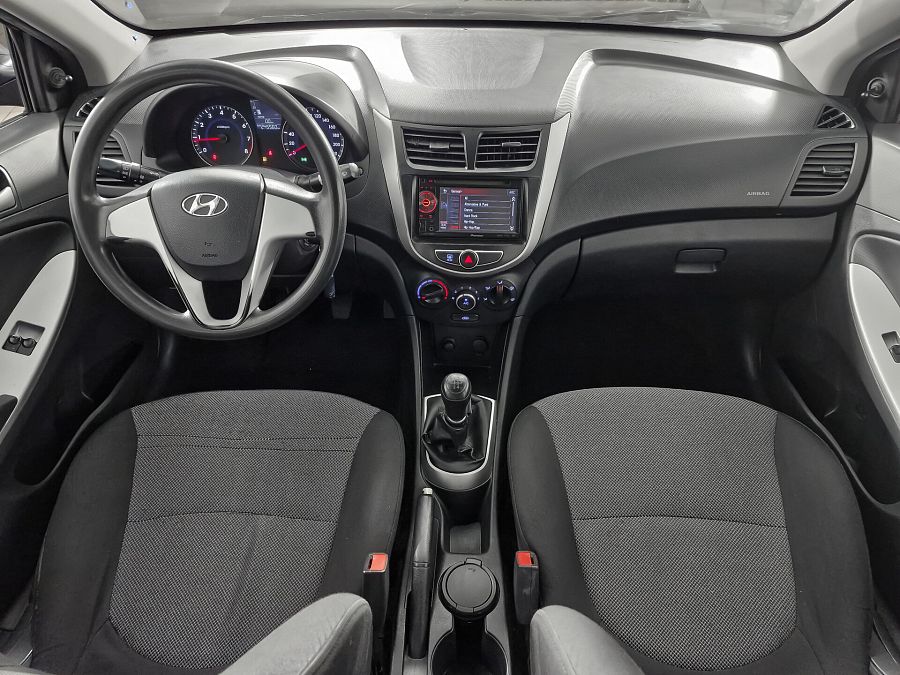 Hyundai Solaris 1.4 MT (107 л.с.), 2012 Hyundai Solaris 1.4 MT (107 л.с.), 2012