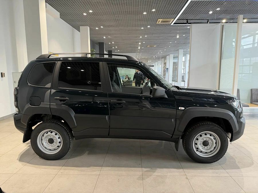 Lada (Ваз) Niva Travel 1.8 MT (90 л.с.) 4WD, 2026 Lada (Ваз) Niva Travel 1.8 MT (90 л.с.) 4WD, 2026