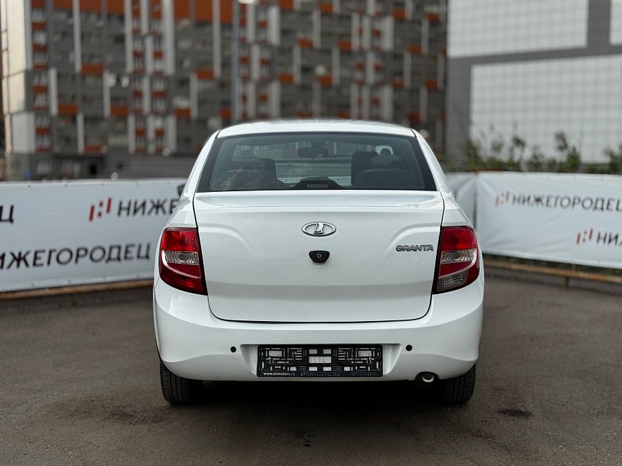 Lada (Ваз) Granta 1.6 MT (106 л.с.), 2015 Lada (Ваз) Granta 1.6 MT (106 л.с.), 2015