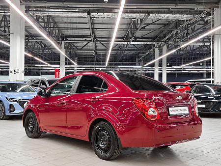 Chevrolet Aveo 1.6 AT (115 л.с.), 2013 Chevrolet Aveo 1.6 AT (115 л.с.), 2013 — купить в Нижнем Новгороде