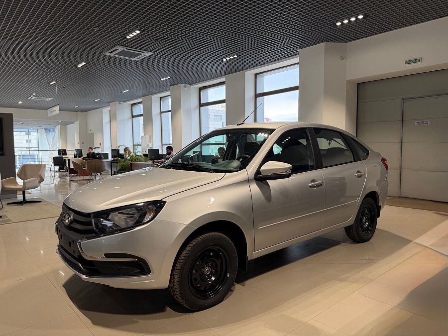 Lada (Ваз) Granta 1.6 MT (90 л.с.), 2026 Lada (Ваз) Granta 1.6 MT (90 л.с.), 2026