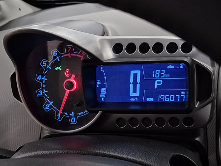 Chevrolet Aveo 1.6 AT (115 л.с.), 2013 Chevrolet Aveo 1.6 AT (115 л.с.), 2013 — купить в Нижнем Новгороде
