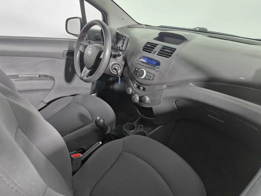 Chevrolet Spark 1.0 MT (67 л.с.), 2011