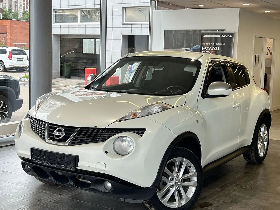 Nissan Juke 1.6 CVT (190 л.с.) 4WD, 2011