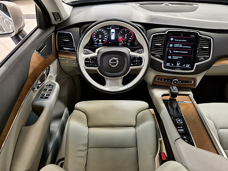 Volvo XC90 2.0d AT (235 л.с.) 4WD, 2017 — купить в Нижнем Новгороде