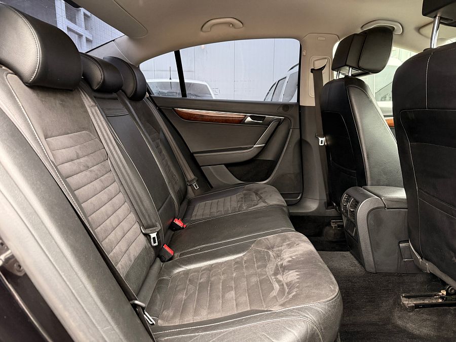 Volkswagen Passat 1.8 AMT (152 л.с.), 2012