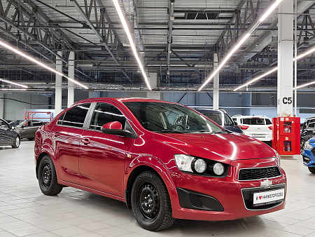 Chevrolet Aveo 1.6 AT (115 л.с.), 2013 Chevrolet Aveo 1.6 AT (115 л.с.), 2013 — купить в Нижнем Новгороде