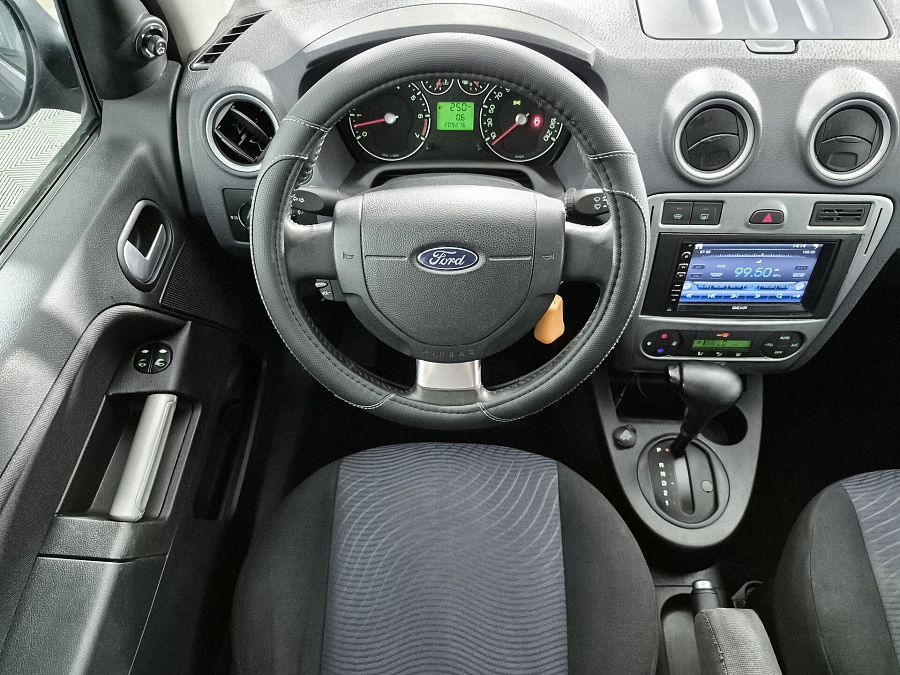 Ford Fusion 1.6 AT (101 л.с.), 2011