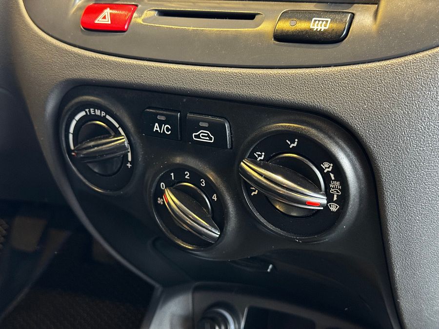 Kia Rio 1.4 MT (95 л.с.), 2011