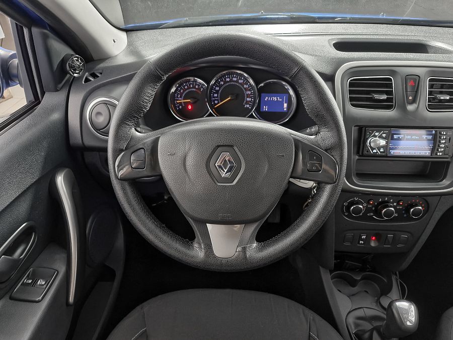 Renault Sandero Stepway 1.6 AMT (82 л.с.), 2015