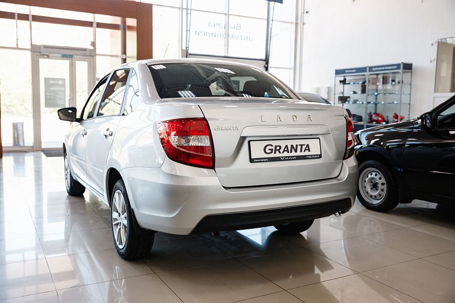 Lada (Ваз) Granta 1.6 MT (90 л.с.), 2026 Lada (Ваз) Granta 1.6 MT (90 л.с.), 2026