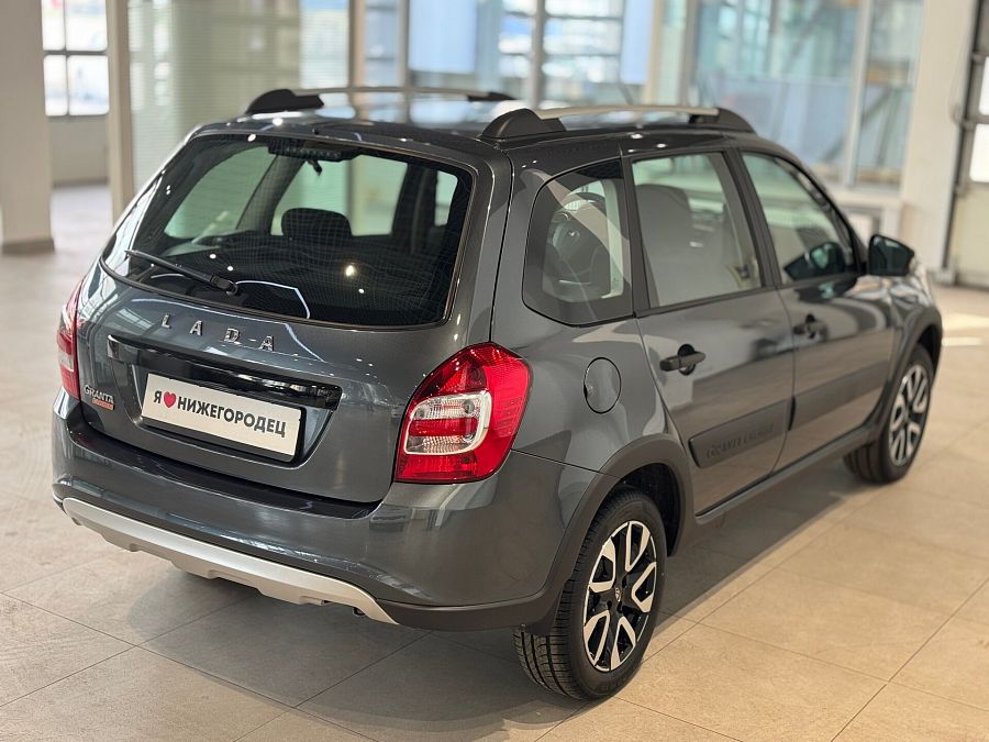 Lada (Ваз) Granta Cross 1.6 MT (106 л.с.), 2026