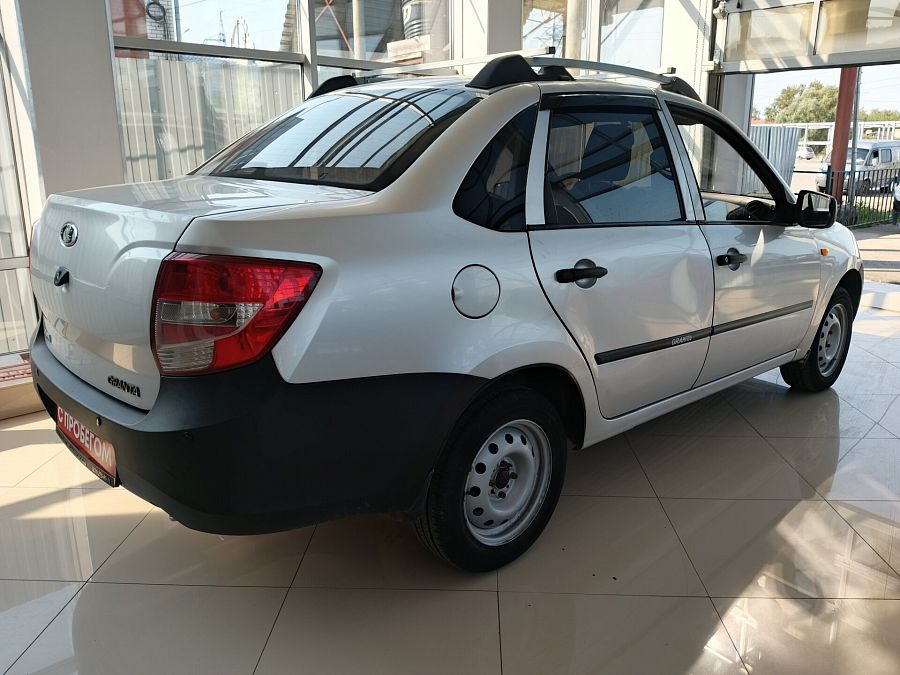 Lada (Ваз) Granta 1.6 MT (82 л.с.), 2013 Lada (Ваз) Granta 1.6 MT (82 л.с.), 2013