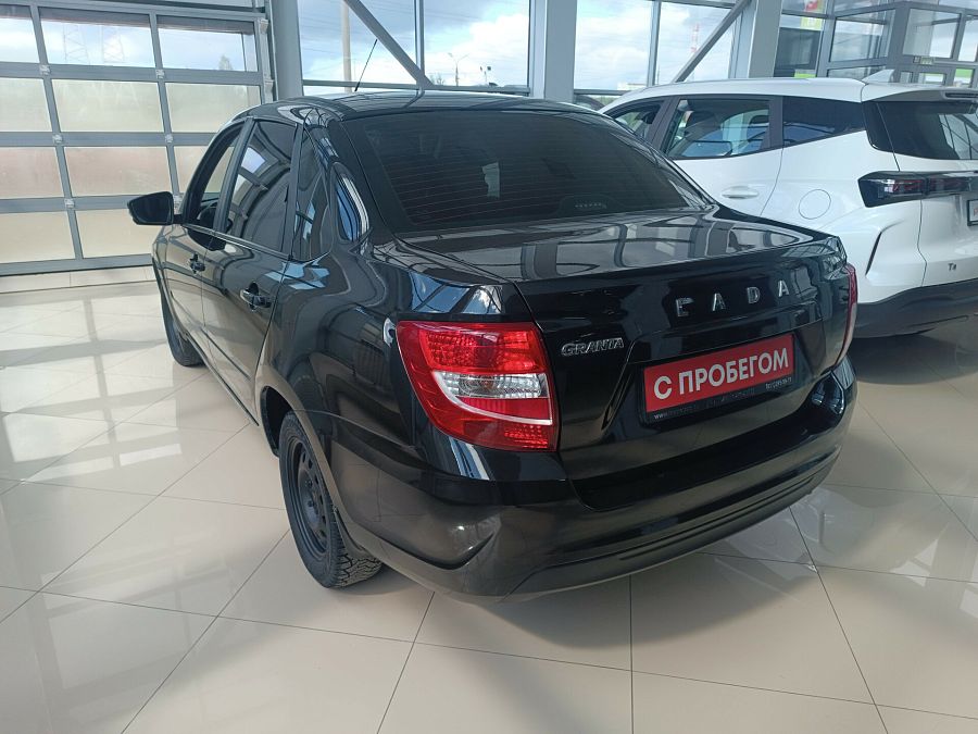 Lada (Ваз) Granta 1.6 MT (90 л.с.), 2023