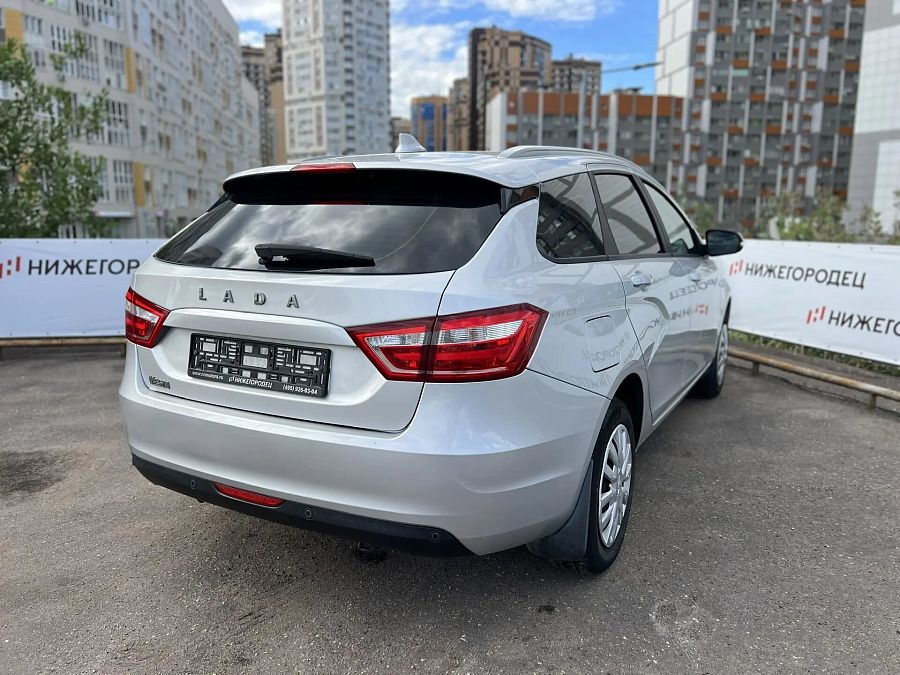 Lada (Ваз) Vesta SW 1.6 AMT (106 л.с.), 2019