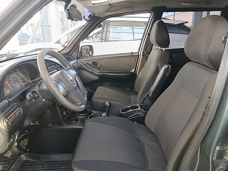Chevrolet Niva 1.7 MT (80 л.с.) 4WD, 2011 Chevrolet Niva 1.7 MT (80 л.с.) 4WD, 2011 — купить в Нижнем Новгороде