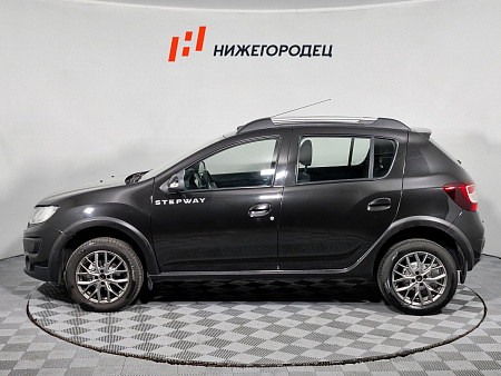 Renault Sandero Stepway 1.6 AT (102 л.с.), 2017 Renault Sandero Stepway 1.6 AT (102 л.с.), 2017 — купить в Нижнем Новгороде