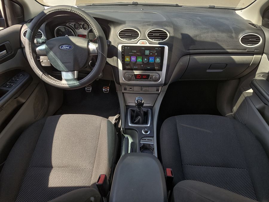 Ford Focus 1.6 MT (100 л.с.), 2008