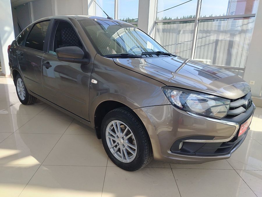 Lada (Ваз) Granta 1.6 MT (87 л.с.), 2020