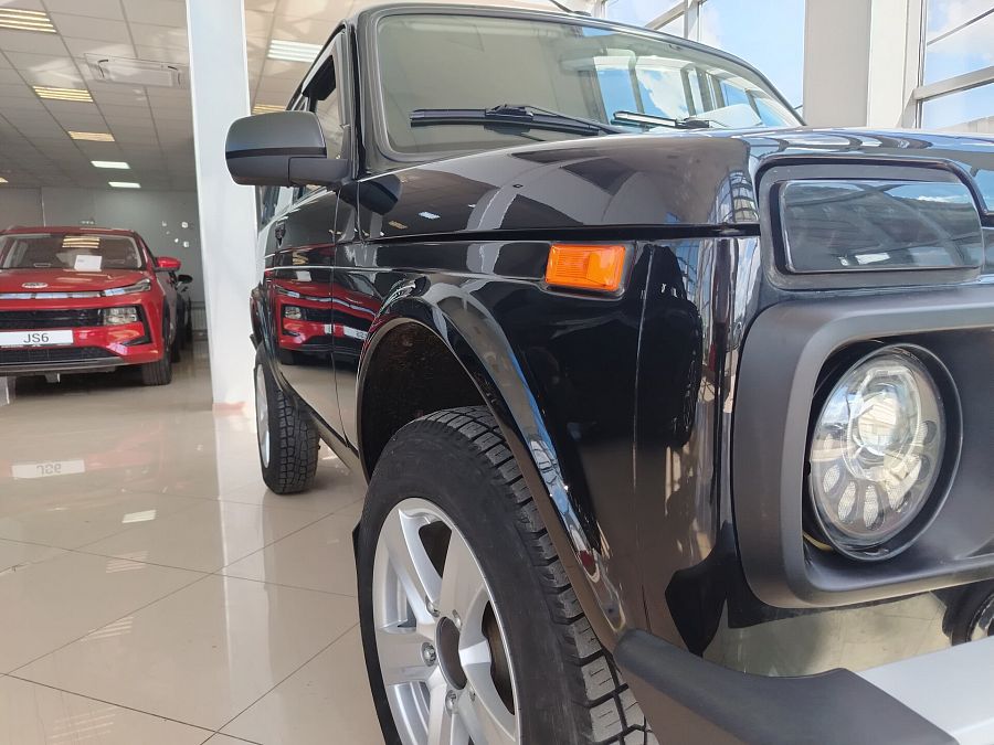 Lada (Ваз) Niva Legend 1.7 MT (83 л.с.) 4WD, 2023 Lada (Ваз) Niva Legend 1.7 MT (83 л.с.) 4WD, 2023