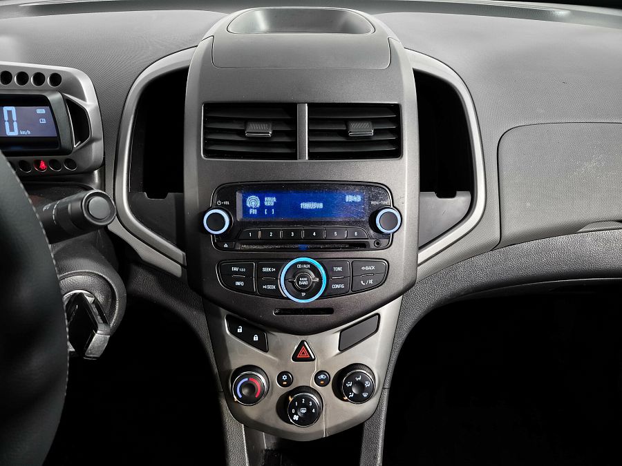 Chevrolet Aveo 1.6 MT (115 л.с.), 2012 Chevrolet Aveo 1.6 MT (115 л.с.), 2012