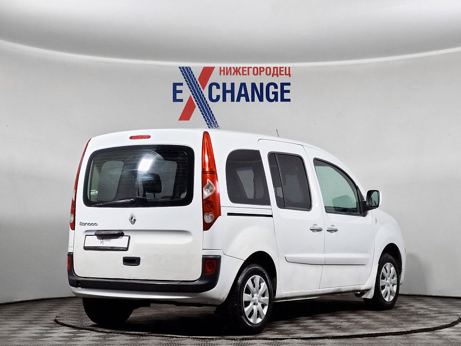 Renault Kangoo 1.6 MT (84 л.с.), 2012