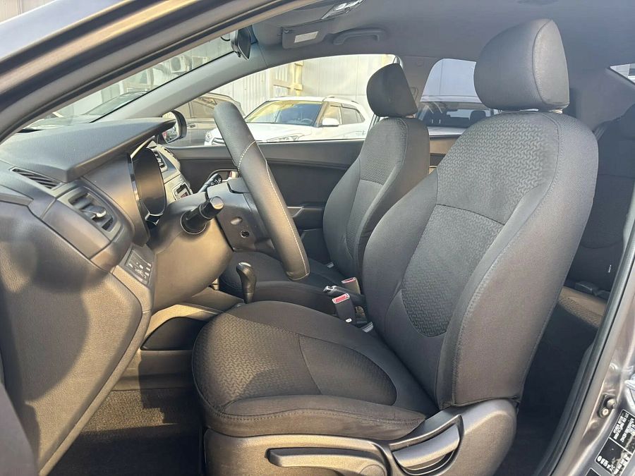 Kia Rio 4-speed 1.6 AT (123 л.с.), 2011
