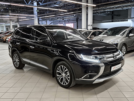 Mitsubishi Outlander 2.0 CVT (146 л.с.) 4WD, 2016 — купить в Нижнем Новгороде
