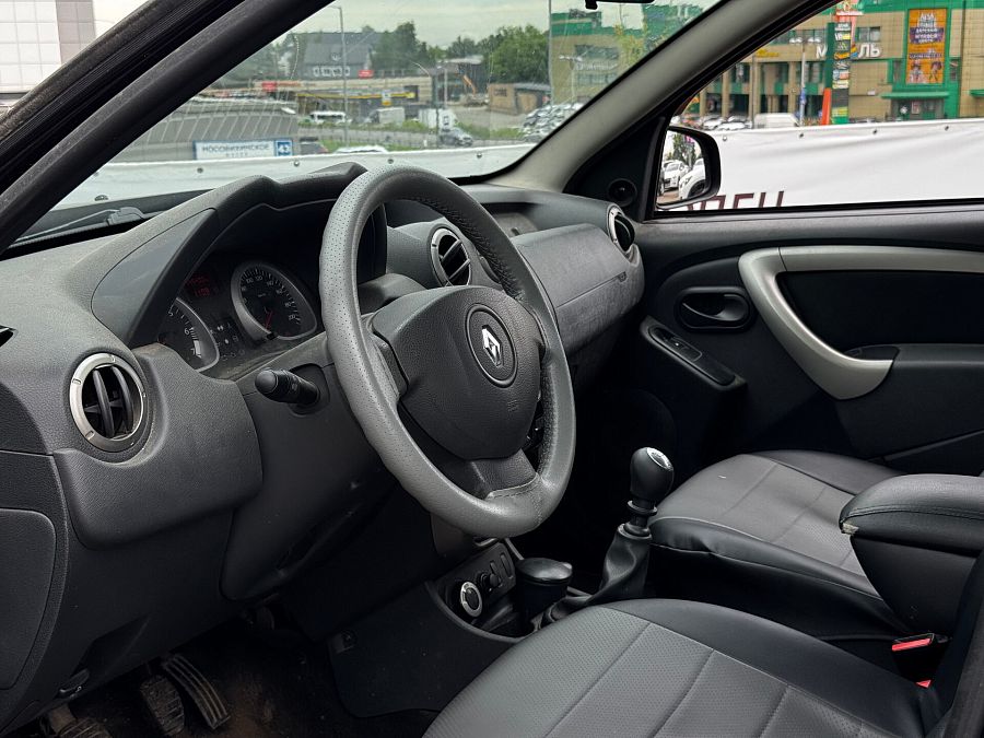 Renault Duster 2.0 MT (135 л.с.) 4WD, 2014