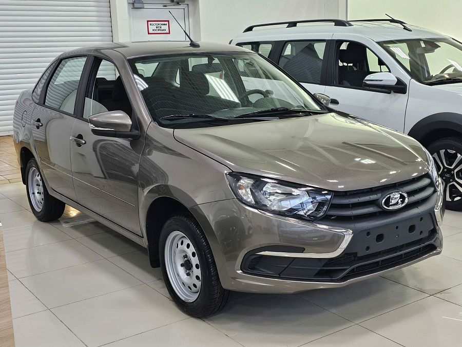 Lada (Ваз) Granta 1.6 MT (90 л.с.), 2026