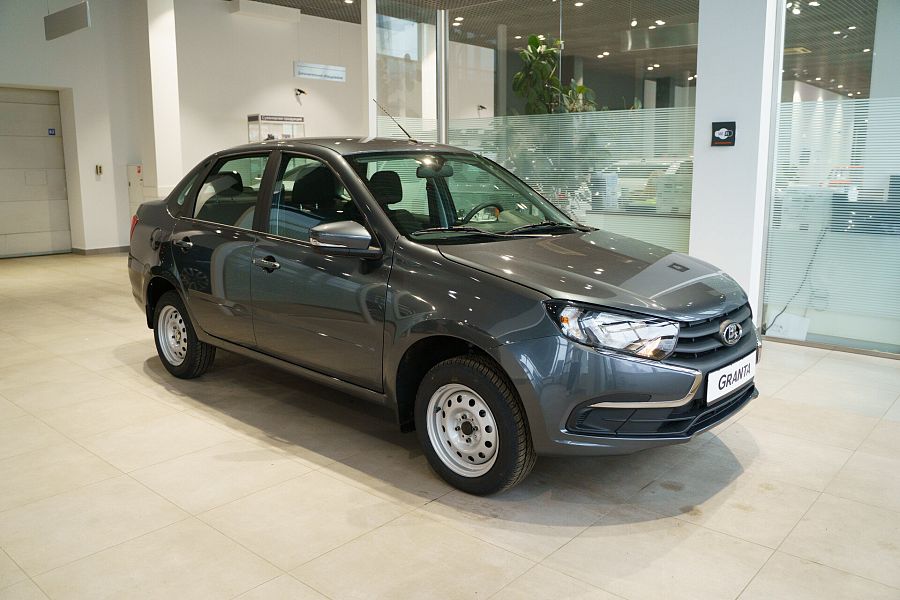 Lada (Ваз) Granta 1.6 MT (106 л.с.), 2026