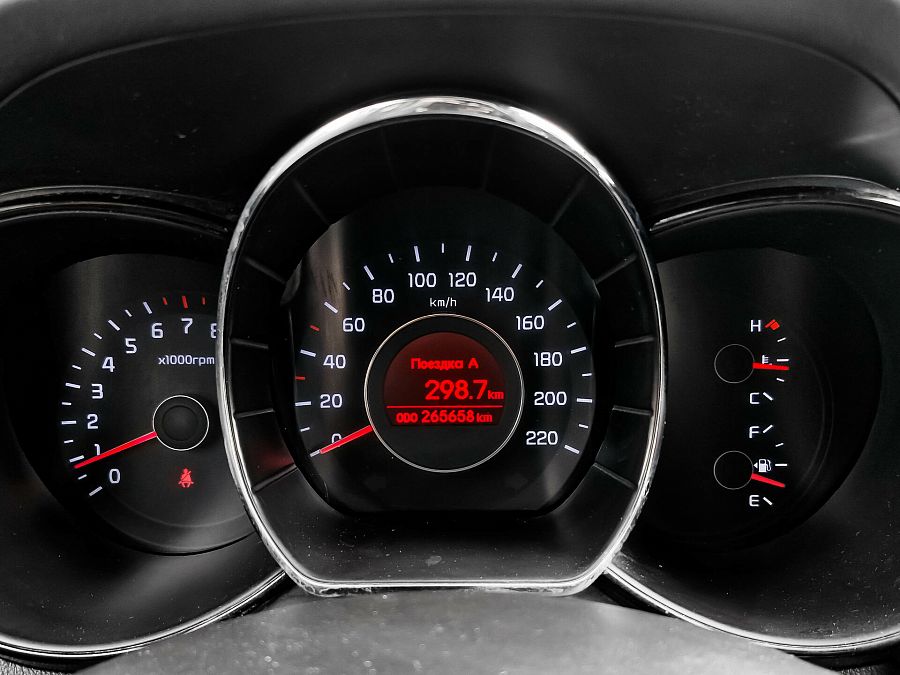 Kia Rio 5-speed 1.6 MT (123 л.с.), 2011 Kia Rio 5-speed 1.6 MT (123 л.с.), 2011