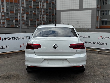 Volkswagen Passat 2.0 AMT (190 л.с.), 2020 Volkswagen Passat 2.0 AMT (190 л.с.), 2020