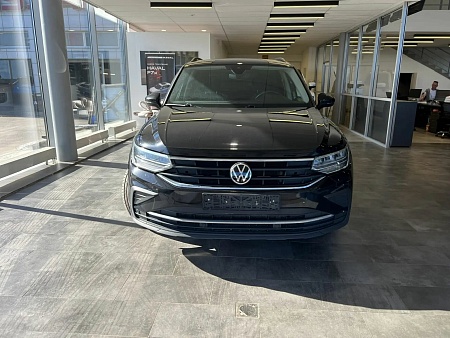 Volkswagen Tiguan 2.0 AMT (180 л.с.) 4WD, 2021 Volkswagen Tiguan 2.0 AMT (180 л.с.) 4WD, 2021