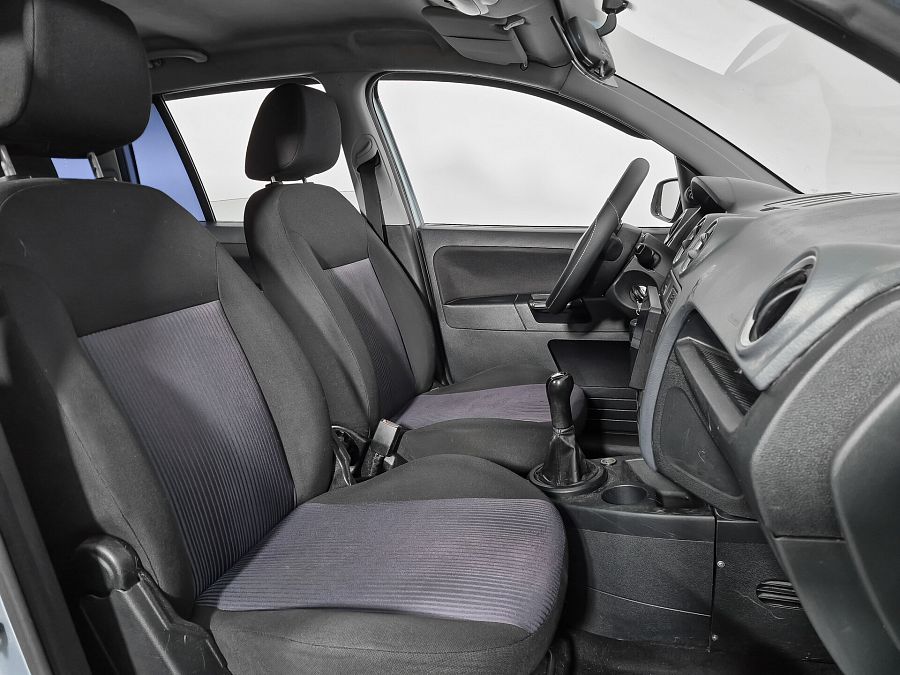 Ford Fusion 1.6 MT (101 л.с.), 2009
