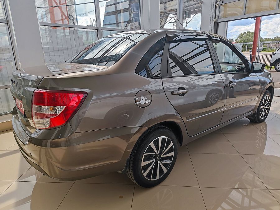 Lada (Ваз) Granta 1.6 MT (90 л.с.), 2024