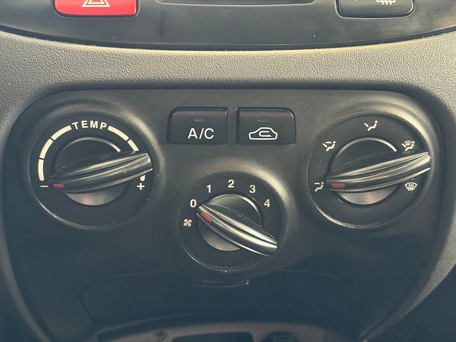 Kia Rio 1.4 MT (95 л.с.), 2011 Kia Rio 1.4 MT (95 л.с.), 2011