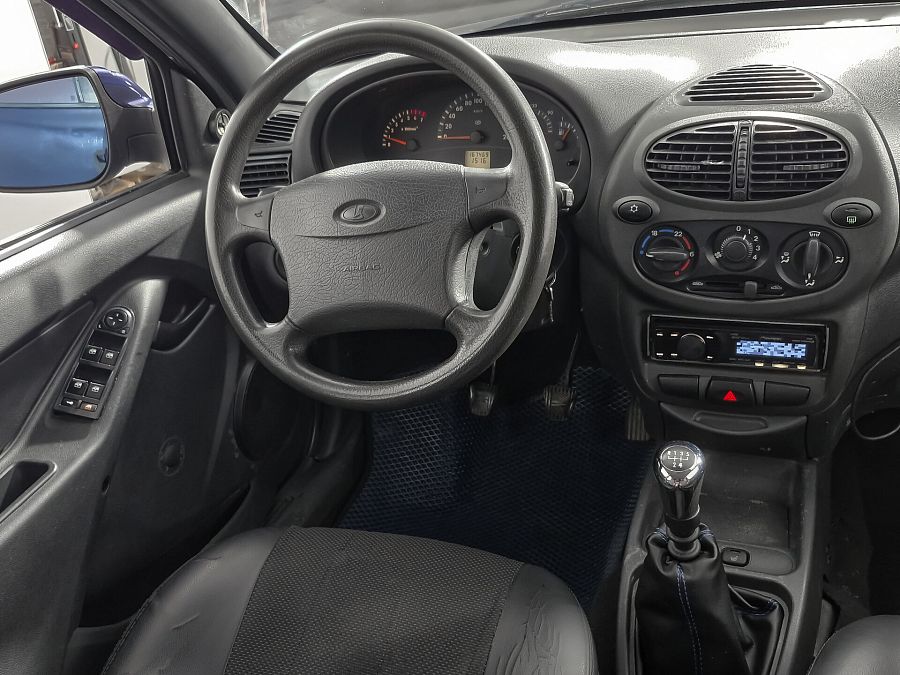 Lada (Ваз) Kalina 1.6 MT (98 л.с.), 2012 Lada (Ваз) Kalina 1.6 MT (98 л.с.), 2012