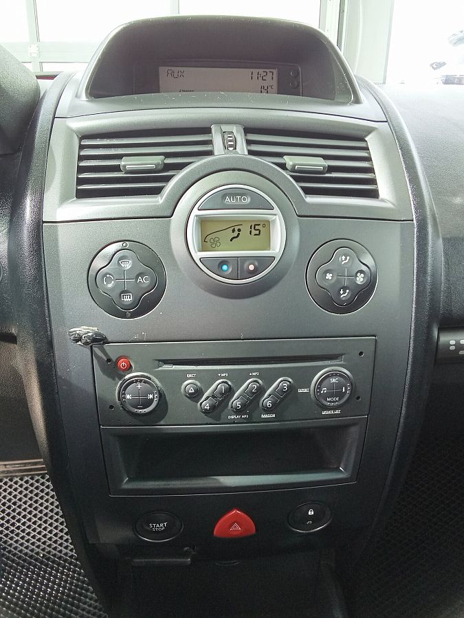 Renault Megane 1.6 AT (113 л.с.), 2008