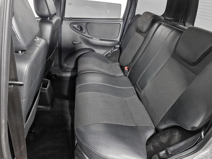 Chevrolet Niva 1.7 MT (80 л.с.) 4WD, 2012 Chevrolet Niva 1.7 MT (80 л.с.) 4WD, 2012
