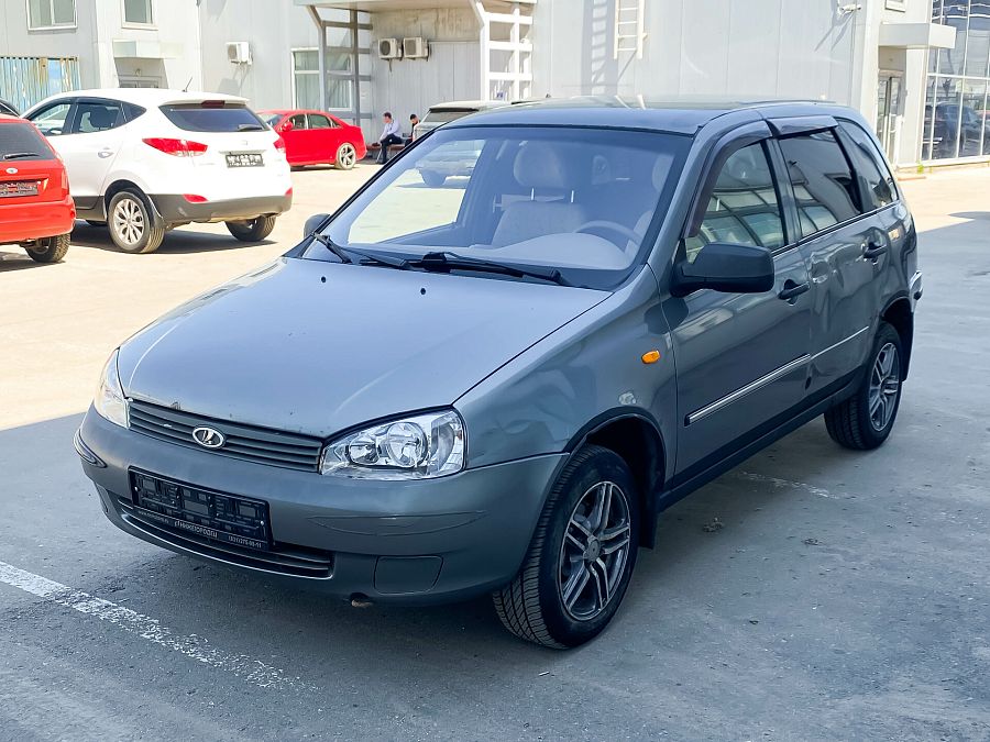 Lada (Ваз) Kalina 1.6 MT (81 л.с.), 2010