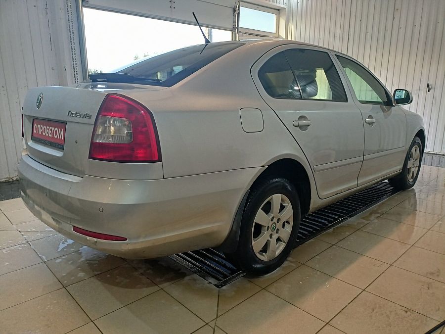 Skoda Octavia 1.6 AT (102 л.с.), 2013 Skoda Octavia 1.6 AT (102 л.с.), 2013