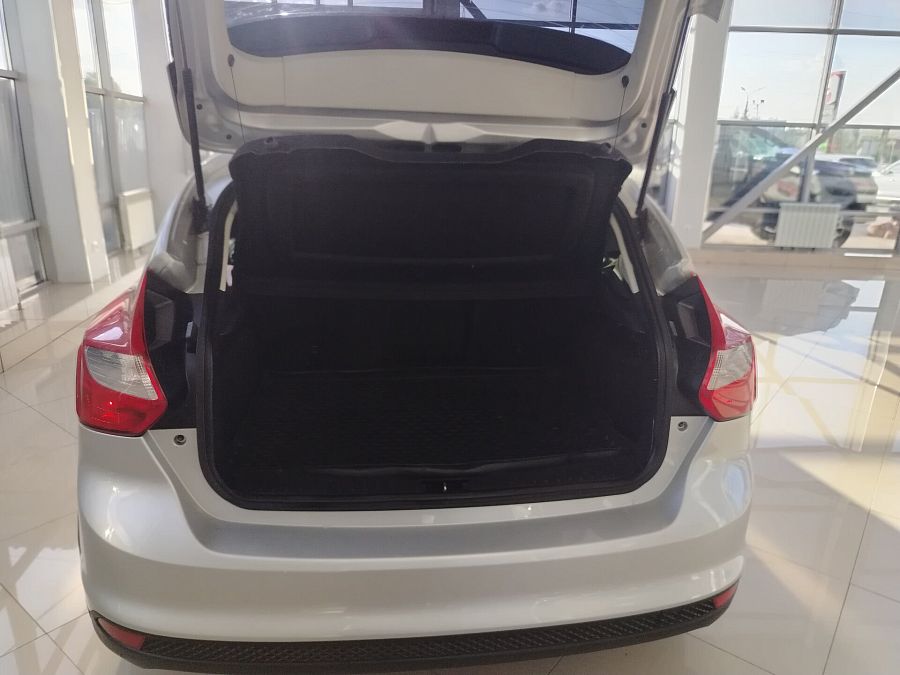 Ford Focus 1.6 MT (105 л.с.), 2012 Ford Focus 1.6 MT (105 л.с.), 2012