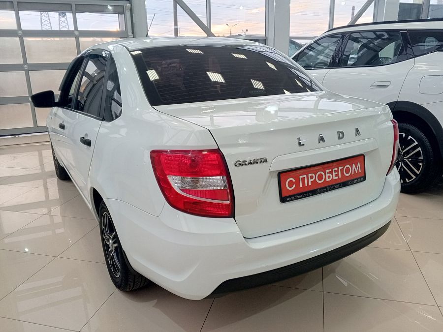 Lada (Ваз) Granta 1.6 MT (87 л.с.), 2021