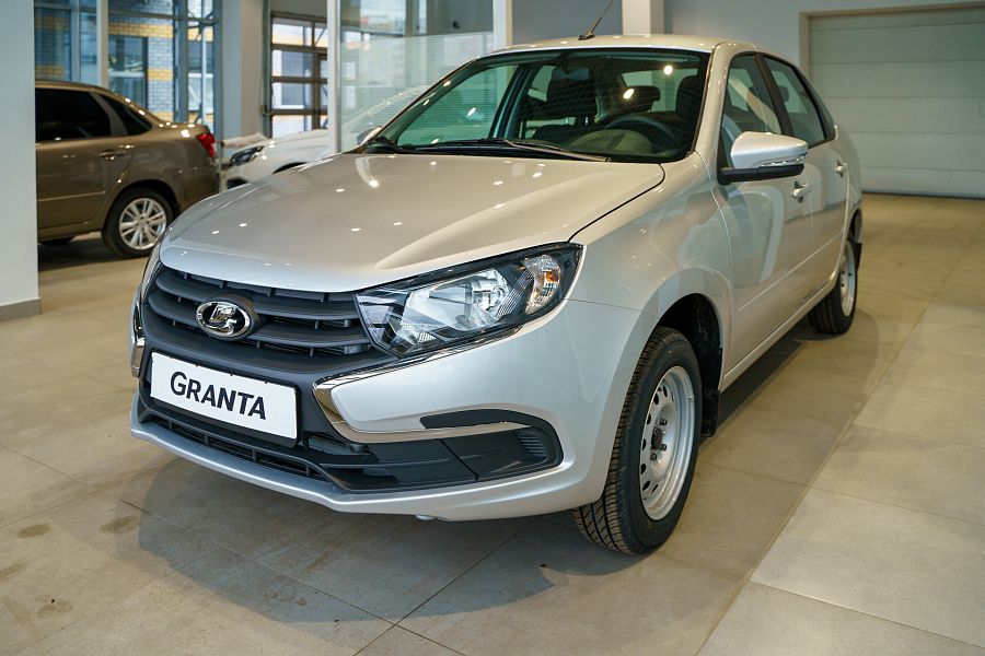 Lada (Ваз) Granta 1.6 MT (90 л.с.), 2025 Lada (Ваз) Granta 1.6 MT (90 л.с.), 2025